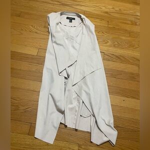 Forever 21 Cream Sleeveless Vest